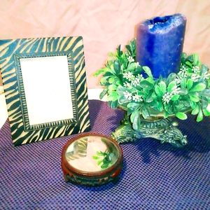 Brass frosted candle holder